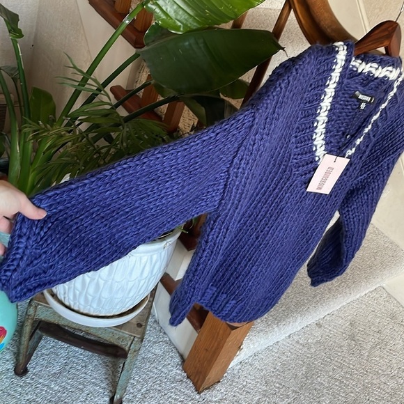 NWT Misguided Chunky V Neck Knit Sweater - Picture 4 of 9
